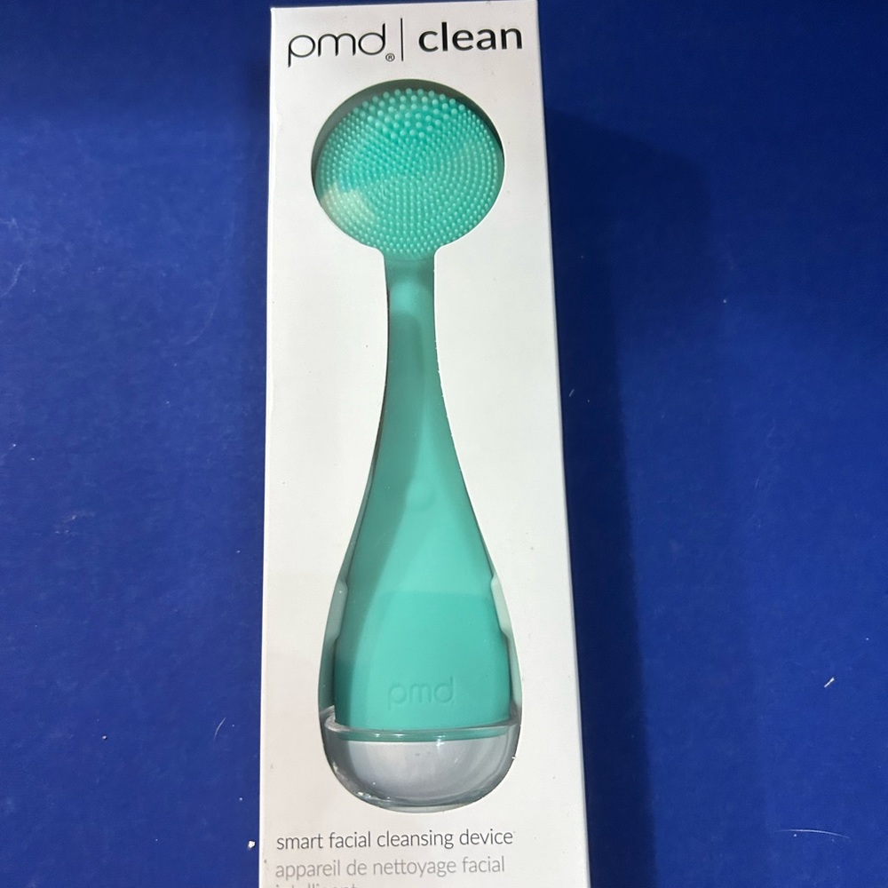 pmd Clean Smart Facial Cleansing Device